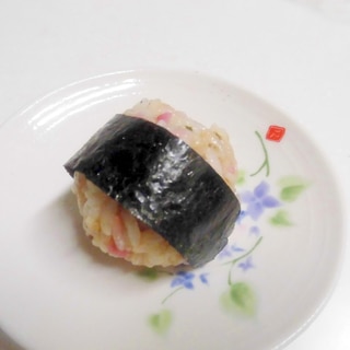 和歌山県　紀州の梅とごまチーズのおにぎり